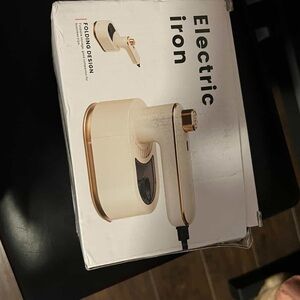 Compact Cream and Gold Electric Iron